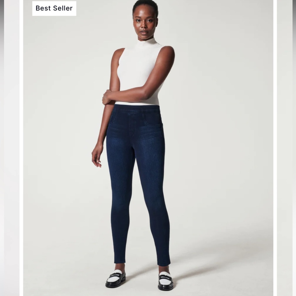 Women's Navy Blue Pants